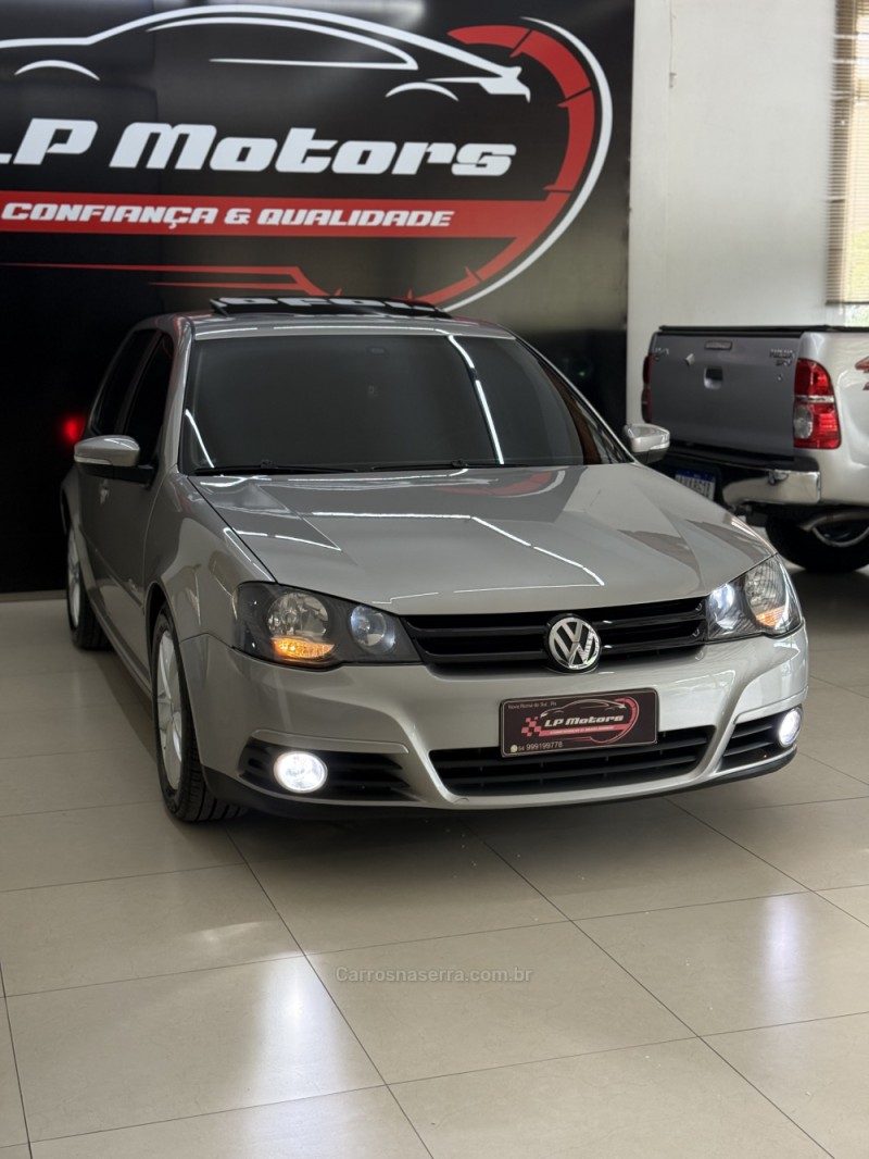GOLF 1.6 MI SPORTLINE 8V FLEX 4P MANUAL - 2013 - FARROUPILHA