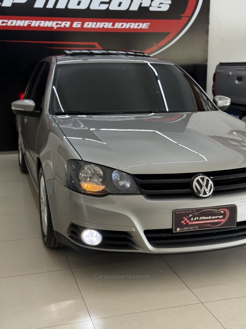 GOLF 1.6 MI SPORTLINE 8V FLEX 4P MANUAL - 2013 - FARROUPILHA