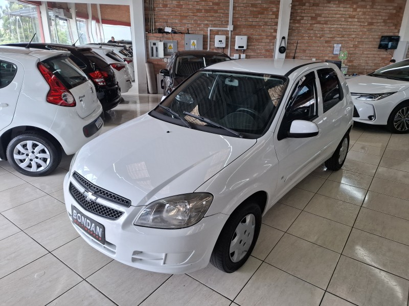 CELTA 1.0 MPFI LT 8V FLEX 4P MANUAL - 2012 - FARROUPILHA