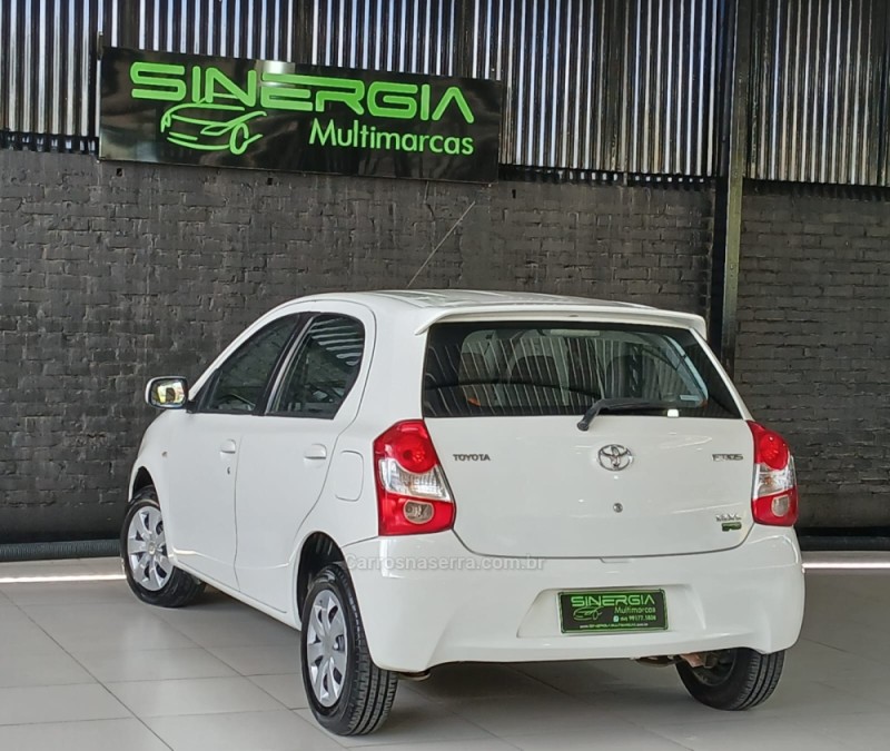ETIOS 1.3 XS 16V FLEX 4P MANUAL - 2013 - CAXIAS DO SUL