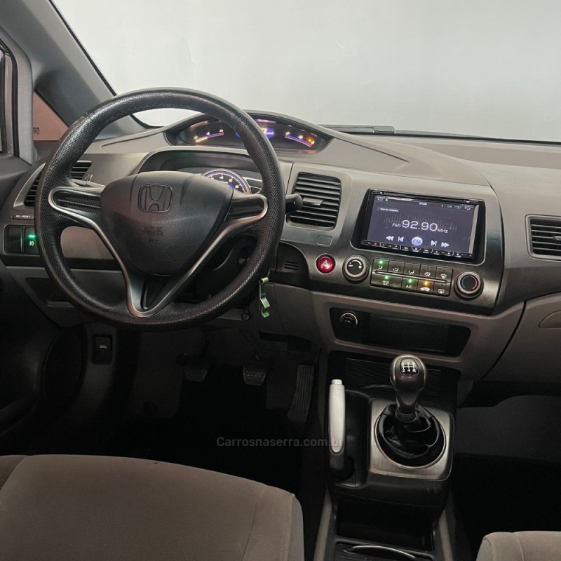 CIVIC 1.8 LXS 16V GASOLINA 4P MANUAL - 2007 - PORTãO