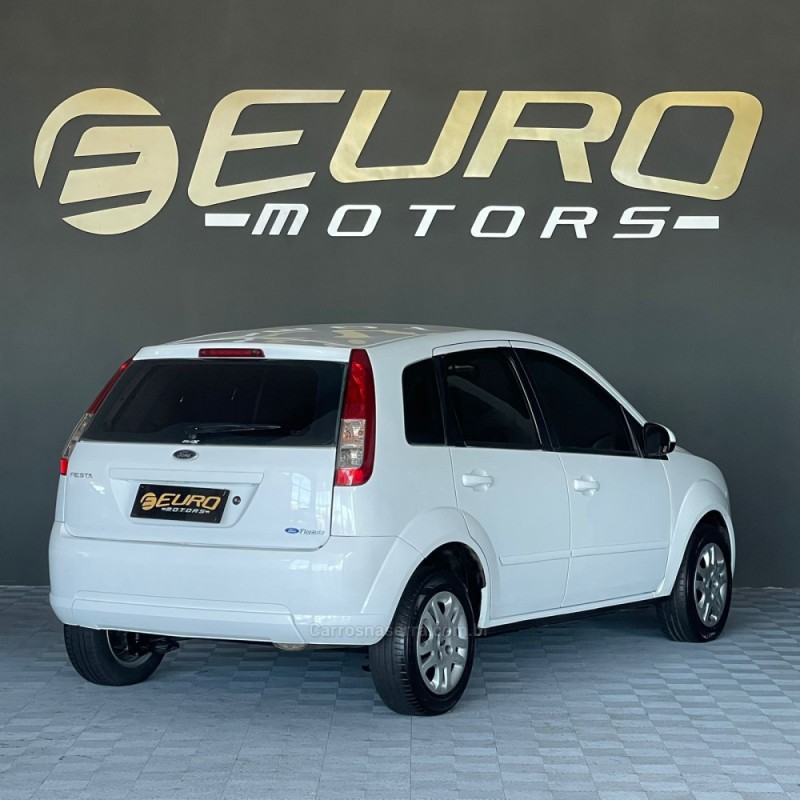 FIESTA 1.0 MPI HATCH 8V FLEX 4P MANUAL - 2010 - PORTãO
