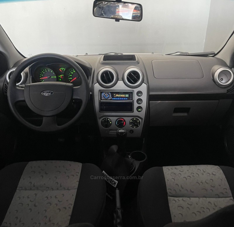 FIESTA 1.0 MPI HATCH 8V FLEX 4P MANUAL - 2010 - PORTãO