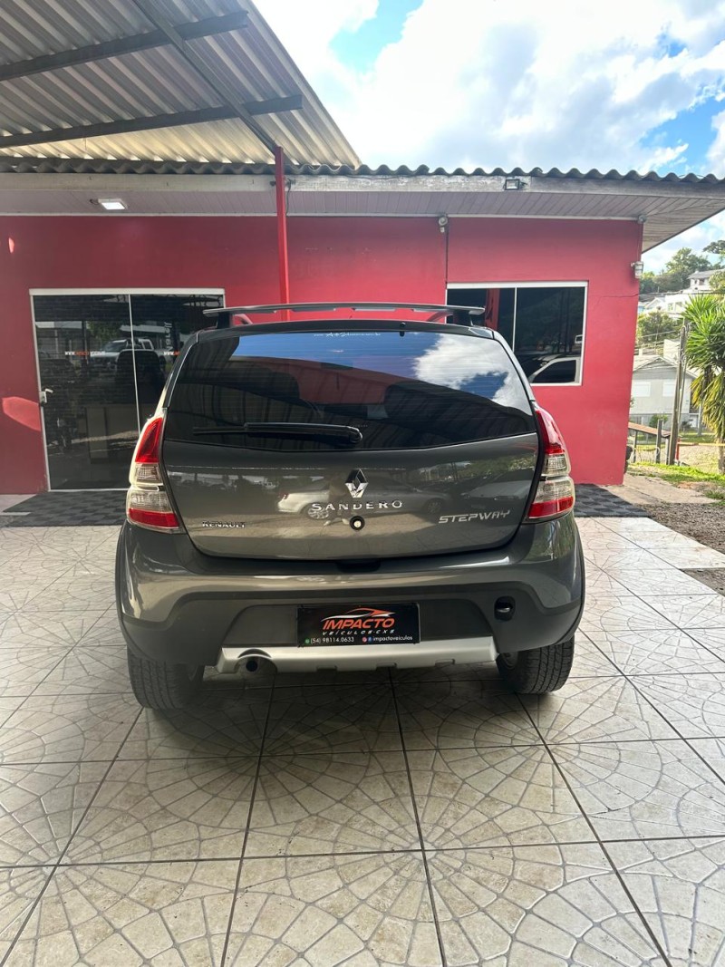 SANDERO 1.6 STEPWAY 16V FLEX 4P AUTOMÁTICO - 2013 - CAXIAS DO SUL