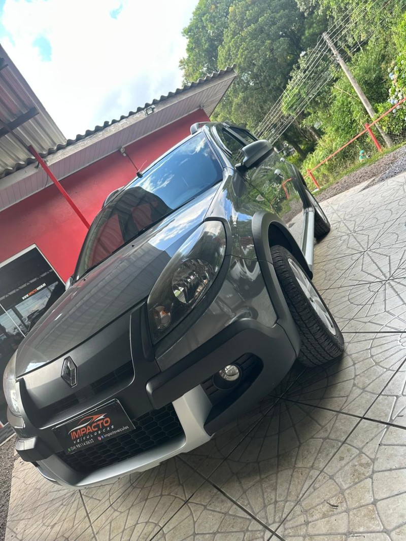 SANDERO 1.6 STEPWAY 16V FLEX 4P AUTOMÁTICO - 2013 - CAXIAS DO SUL