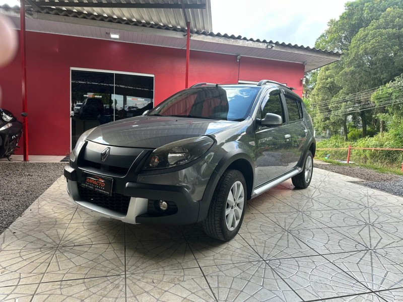 SANDERO 1.6 STEPWAY 16V FLEX 4P AUTOMÁTICO