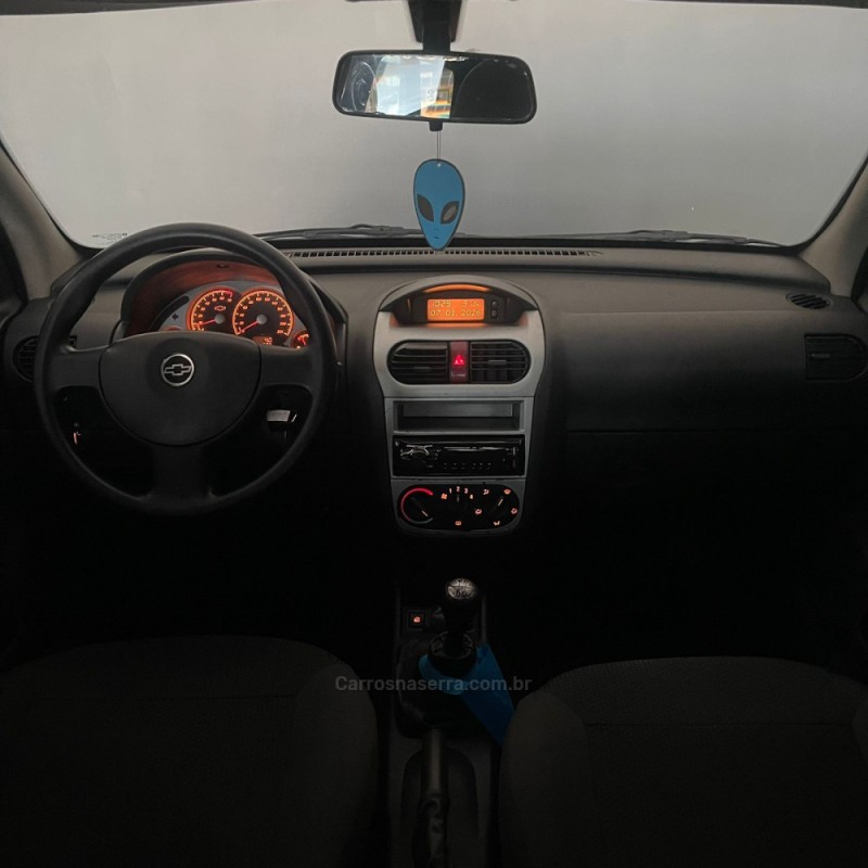 CORSA 1.4 MPFI PREMIUM 8V FLEX 4P MANUAL - 2010 - PORTãO