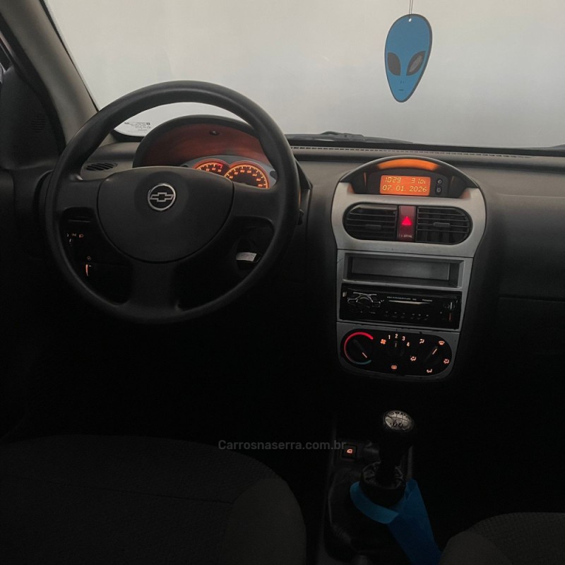 CORSA 1.4 MPFI PREMIUM 8V FLEX 4P MANUAL - 2010 - PORTãO