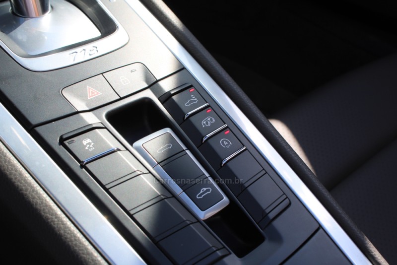 718 2.0 BOXSTER H4 16V GASOLINA 2P PDK - 2024 - CAXIAS DO SUL