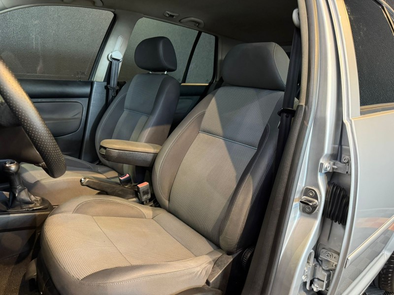 GOLF 1.6 MI 8V FLEX 4P MANUAL - 2011 - ANTôNIO PRADO