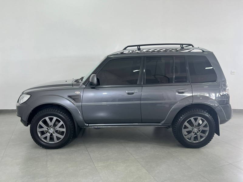 PAJERO TR4 2.0 4X2 16V 140CV FLEX 4P AUTOMÁTICO - 2013 - FARROUPILHA