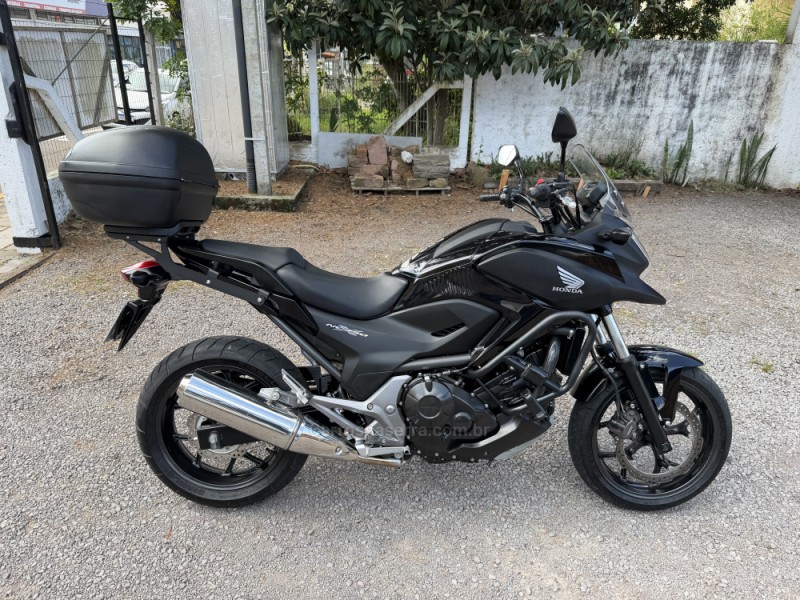 NC 750X ABS - 2015 - GARIBALDI