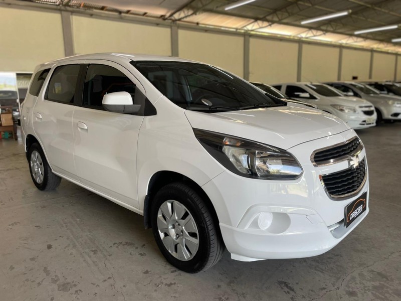SPIN 1.8 LS 8V FLEX 4P MANUAL - 2016 - BOM PRINCíPIO