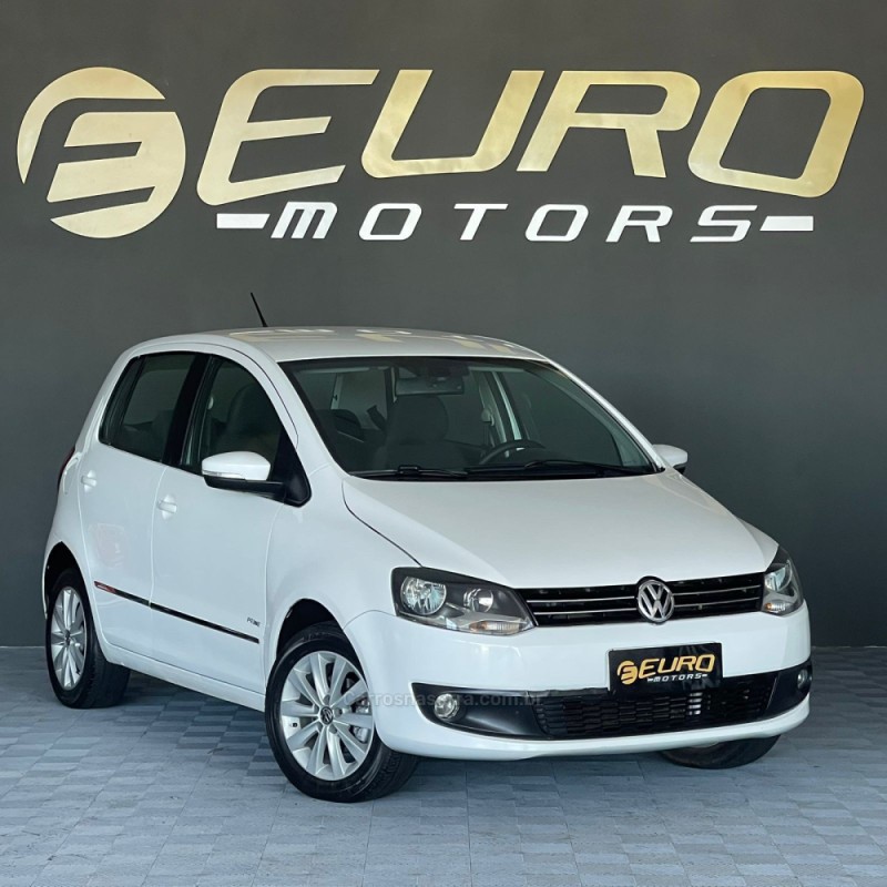 FOX 1.6 MI PRIME 8V FLEX 4P MANUAL - 2011 - PORTãO