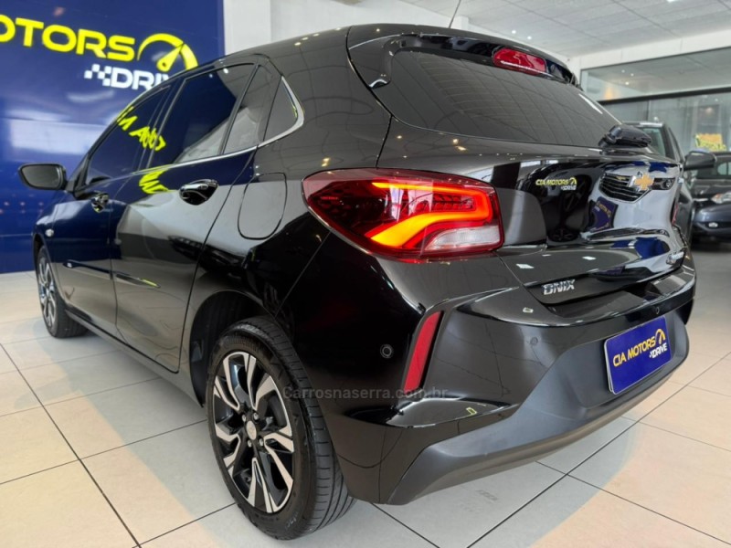 ONIX 1.0 PREMIER II 12V TURBO FLEX 4P AUTOMÁTICO - 2023 - SãO LEOPOLDO