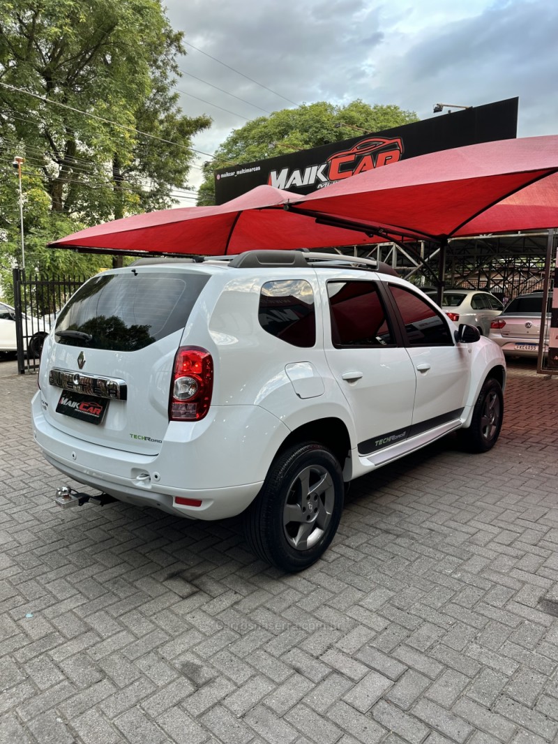 DUSTER 1.6 TECH ROAD 4X2 16V FLEX 4P MANUAL - 2014 - ESTâNCIA VELHA