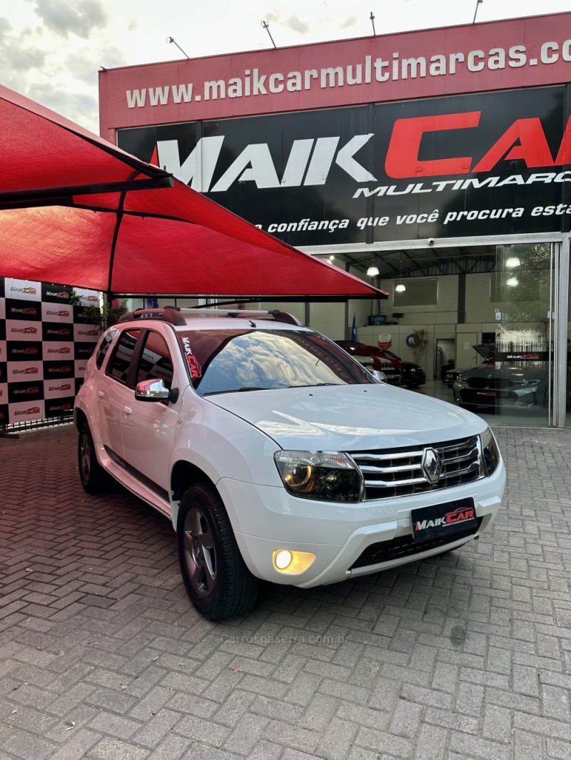 DUSTER 1.6 TECH ROAD 4X2 16V FLEX 4P MANUAL - 2014 - ESTâNCIA VELHA