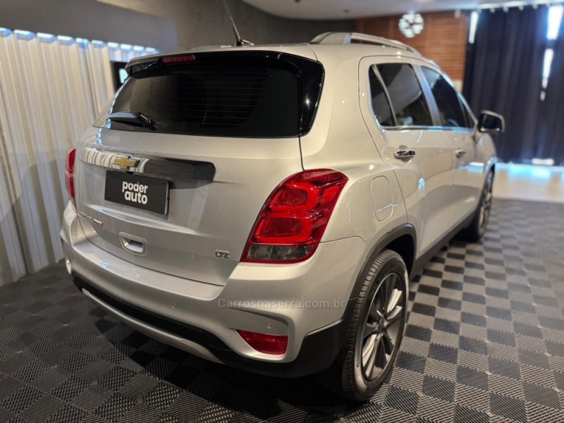 TRACKER 1.4 16V TURBO FLEX LTZ AUTOMÁTICO - 2017 - FARROUPILHA