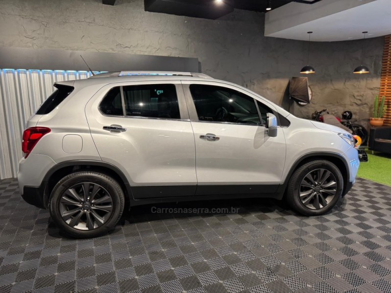 TRACKER 1.4 16V TURBO FLEX LTZ AUTOMÁTICO - 2017 - FARROUPILHA