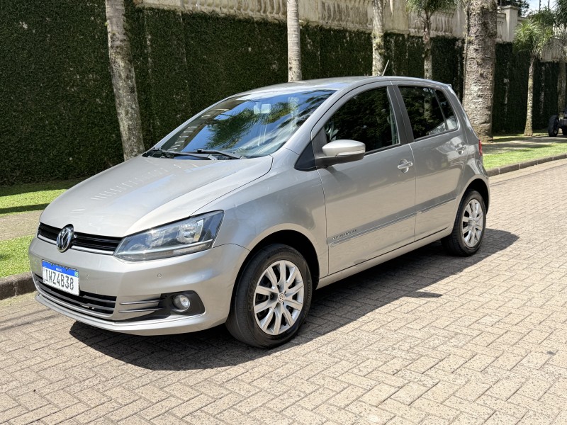 fox 1.0 mi comfortline 8v flex 4p manual 2016 caxias do sul