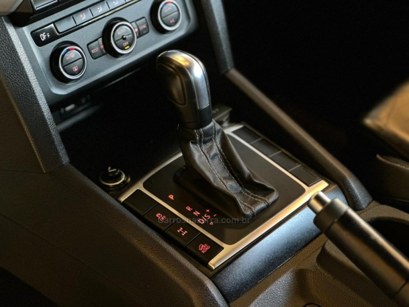 AMAROK 3.0 V6 EXTREME CD DIESEL 4X4 AT 4P AUTOMÁTICO - 2020 - CAXIAS DO SUL