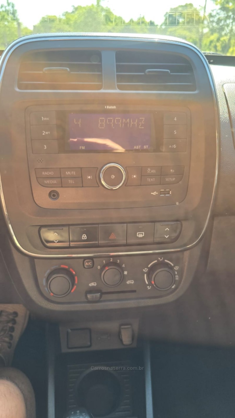 KWID 1.0 12V OUTSIDER FLEX 4P MANUAL - 2023 - BENTO GONçALVES