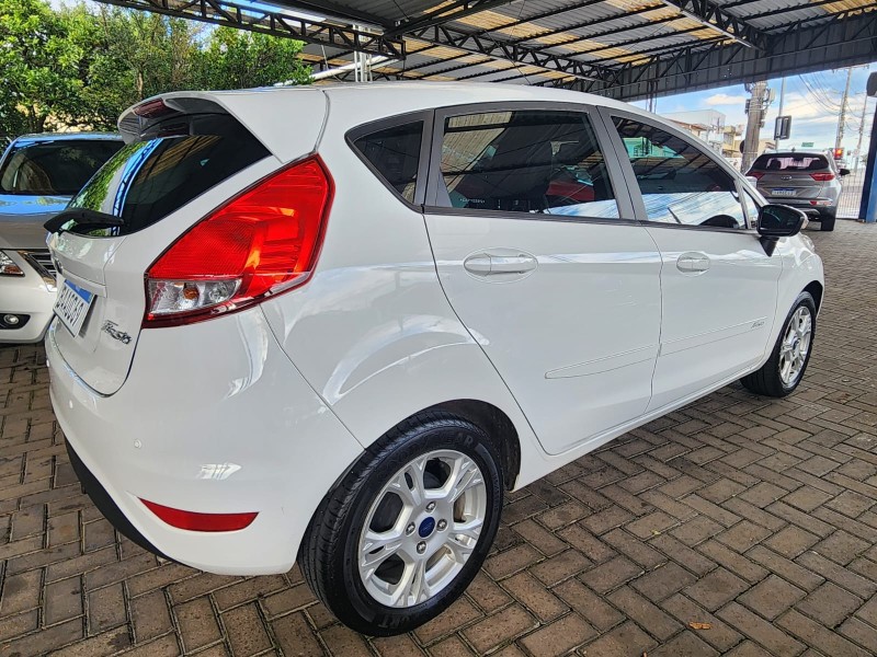 FIESTA 1.5 SE HATCH 16V FLEX 4P MANUAL - 2015 - CAXIAS DO SUL
