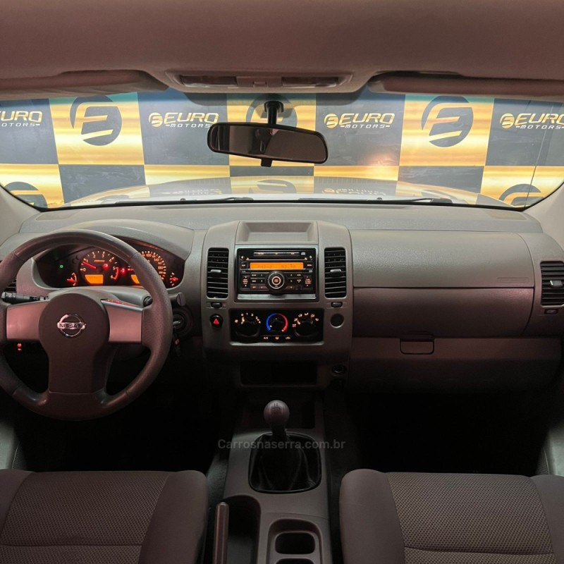 FRONTIER 2.5 SE 4X2 CD TURBO ELETRONIC DIESEL 4P MANUAL - 2009 - PORTãO