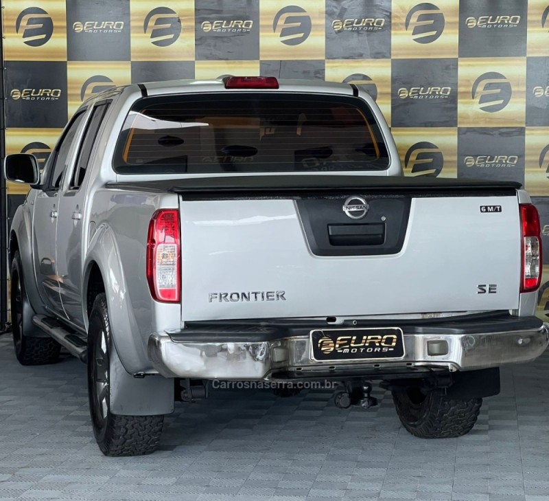 FRONTIER 2.5 SE 4X2 CD TURBO ELETRONIC DIESEL 4P MANUAL - 2009 - PORTãO