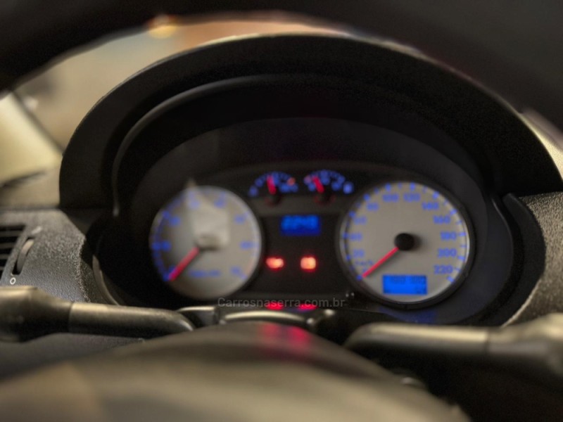 PARATI 1.0 MI 16V TURBO GASOLINA 4P MANUAL G.III - 2002 - FARROUPILHA