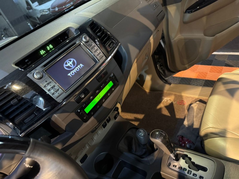 HILUX SW4 3.0 SRV 4X4 7 LUGARES 16V TURBO INTERCOOLER DIESEL 4P AUTOMÁTICO - 2012 - ANTôNIO PRADO