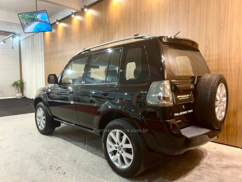 PAJERO TR4 2.0 4X4 16V FLEX 4P MANUAL - 2010 - BENTO GONçALVES