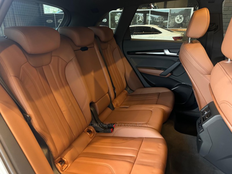 Q5 2.0 TFSI S LINE BLACK QUATTRO S TRONIC GASOLINA 4P - 2022 - CAXIAS DO SUL