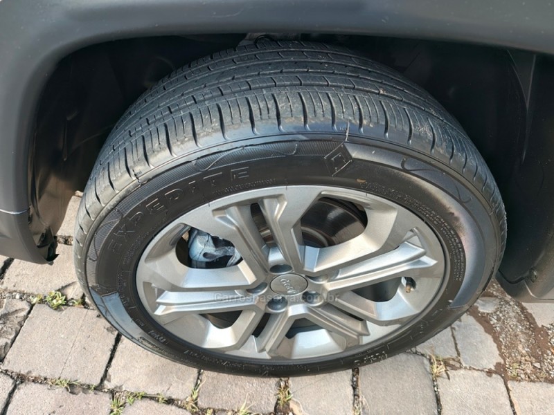 COMPASS 1.3 LONGITUDE T270 16V TURBO 4X2 FLEX 4P AUTOMÁTICO - 2023 - GUAPORé