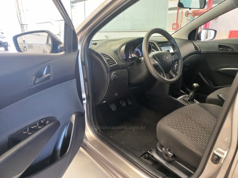 HB20 1.0 COMFORT PLUS 12V FLEX 4P MANUAL - 2017 - TAQUARA