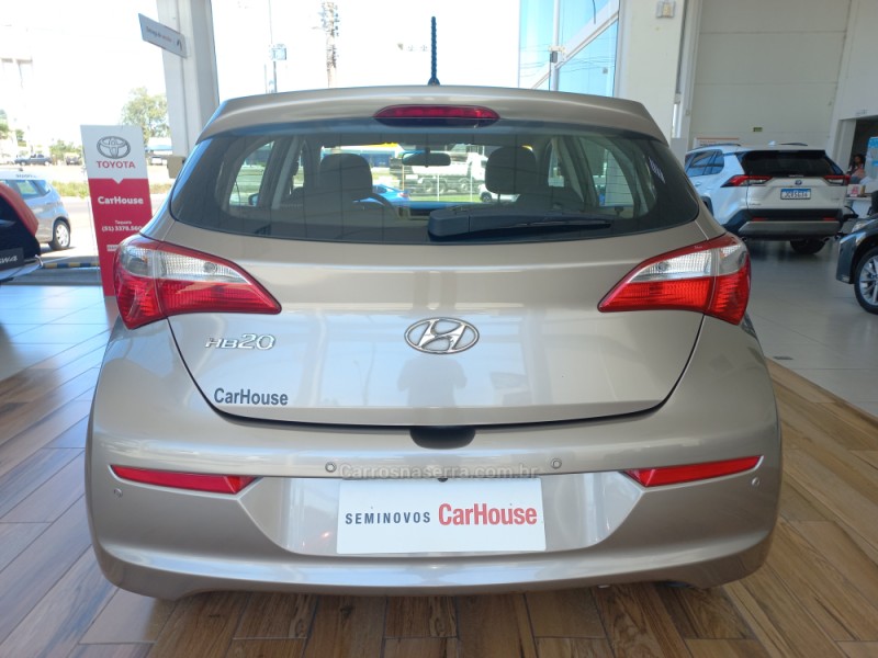 HB20 1.0 COMFORT PLUS 12V FLEX 4P MANUAL - 2017 - TAQUARA