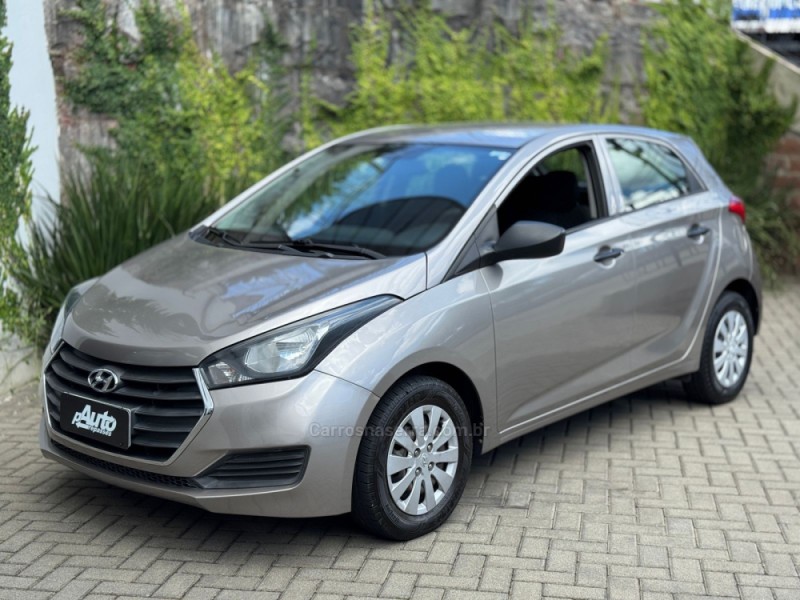 HB20 1.0 COMFORT PLUS 12V FLEX 4P MANUAL - 2017 - FARROUPILHA