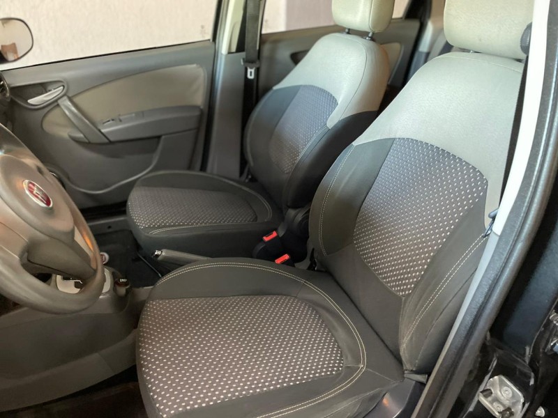 GRAND SIENA 1.6 MPI ESSENCE 16V FLEX 4P AUTOMATIZADO - 2013 - BOM PRINCíPIO