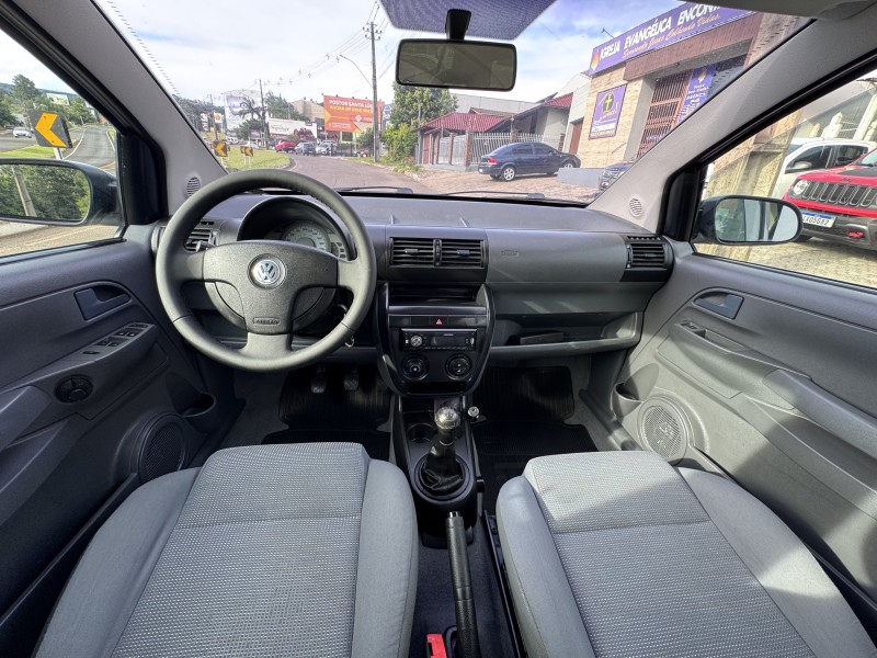 FOX 1.6 MI PLUS 8V FLEX 4P MANUAL - 2008 - DOIS IRMãOS