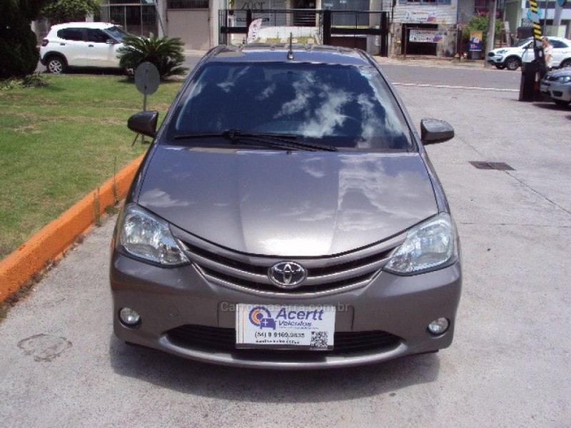 ETIOS 1.5 X PLUS SEDAN 16V FLEX 4P MANUAL - 2017 - CAXIAS DO SUL