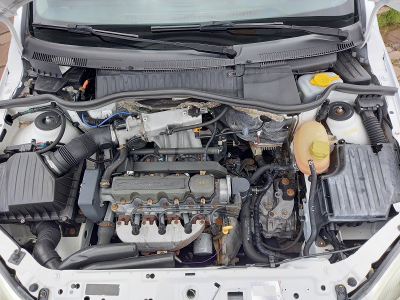 CORSA 1.0 MPFI VHC SEDAN 8V GASOLINA 4P MANUAL - 2003 - CAXIAS DO SUL