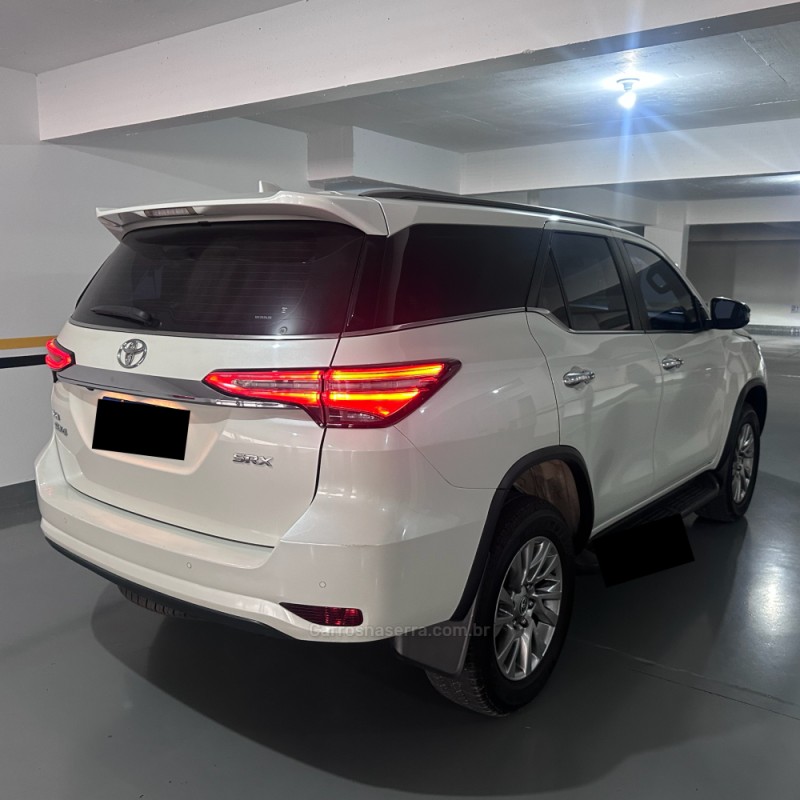 HILUX SW4 3.0 SRV 4X4 7 LUGARES 16V TURBO INTERCOOLER DIESEL 4P AUTOMÁTICO - 2021 - BENTO GONçALVES