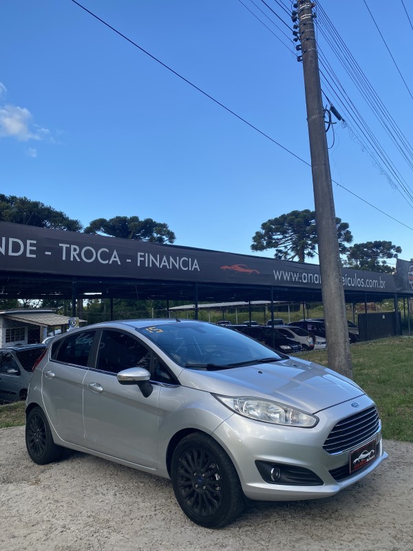 FIESTA 1.6 TITANIUM HATCH 16V FLEX 4P AUTOMÁTICO - 2015 - CAXIAS DO SUL