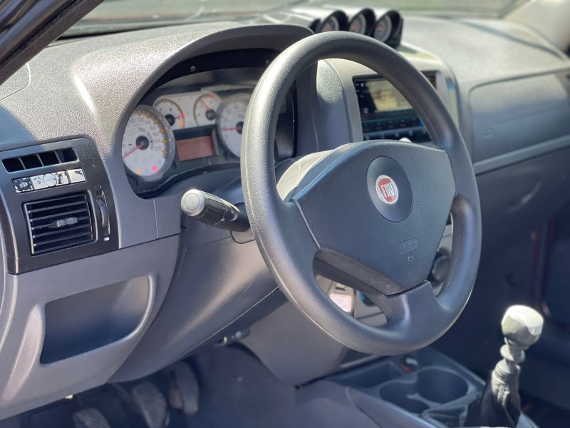 STRADA 1.8 MPI ADVENTURE LOCKER CD 8V FLEX 2P MANUAL - 2011 - CAXIAS DO SUL