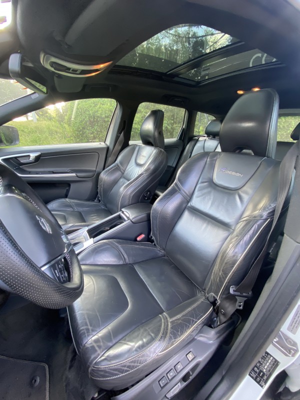 XC60 2.0 T5 R DESIGN TURBO GASOLINA 4P AUTOMÁTICO - 2014 - CAXIAS DO SUL