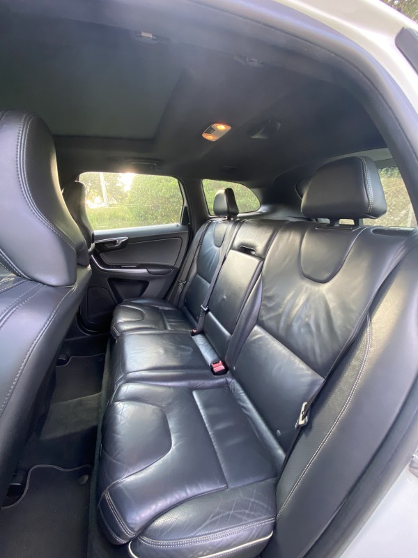 XC60 2.0 T5 R DESIGN TURBO GASOLINA 4P AUTOMÁTICO - 2014 - CAXIAS DO SUL