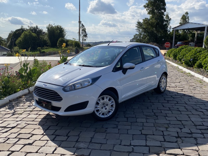 FIESTA 1.6 SE HATCH 16V FLEX 4P MANUAL