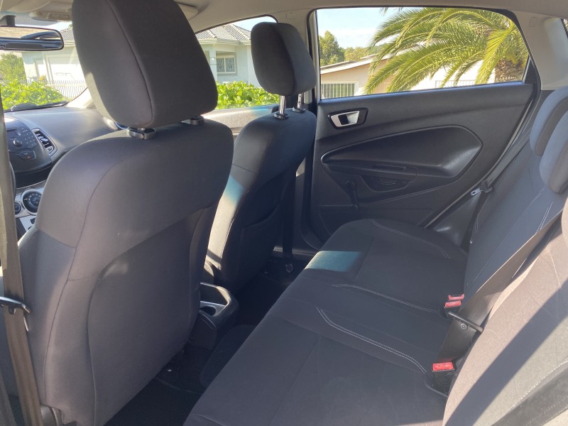 FIESTA 1.6 SE HATCH 16V FLEX 4P MANUAL - 2017 - CARLOS BARBOSA