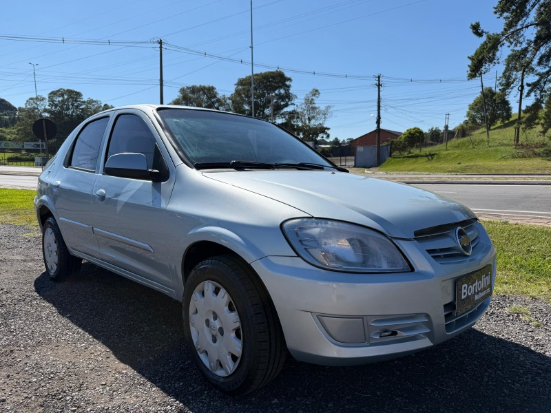 PRISMA 1.4 MPFI JOY 8V FLEX 4P MANUAL - 2009 - FARROUPILHA