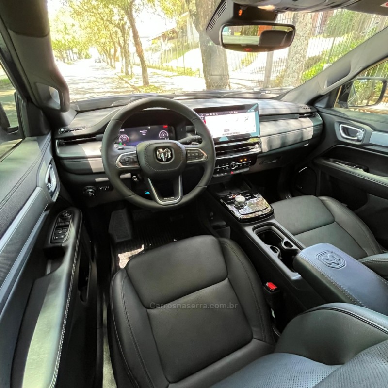 RAMPAGE 2.0 HURRICANE REBEL 4 4X4 TURBO GASOLINA 4P AUTOMÁTICO - 2024 - ERECHIM